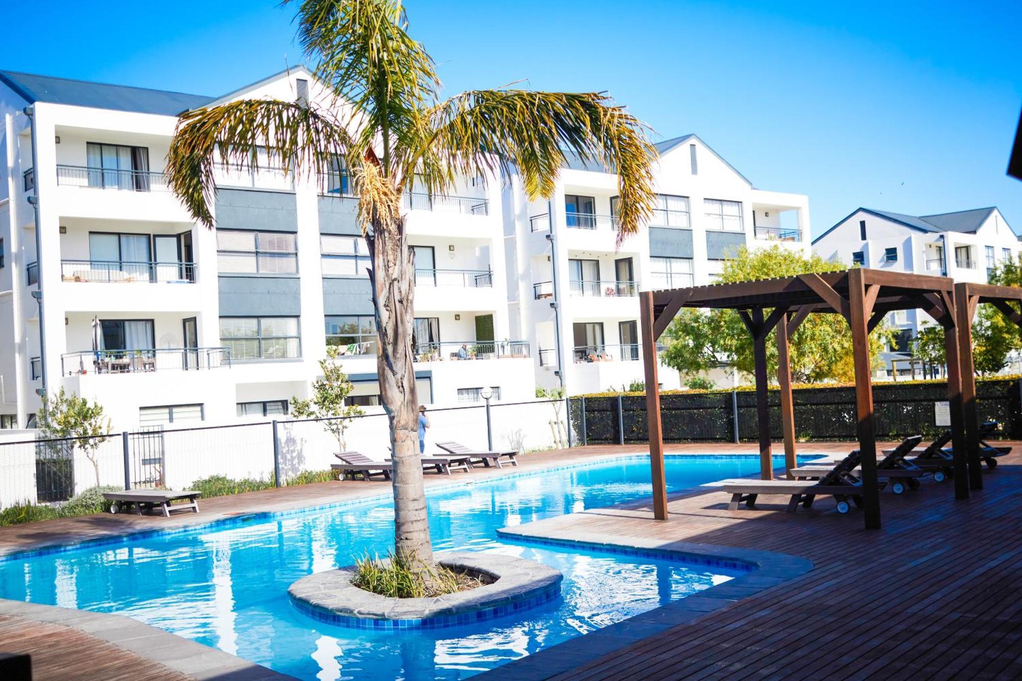 1e - Radiant Horizon Of Parklands Cape Town