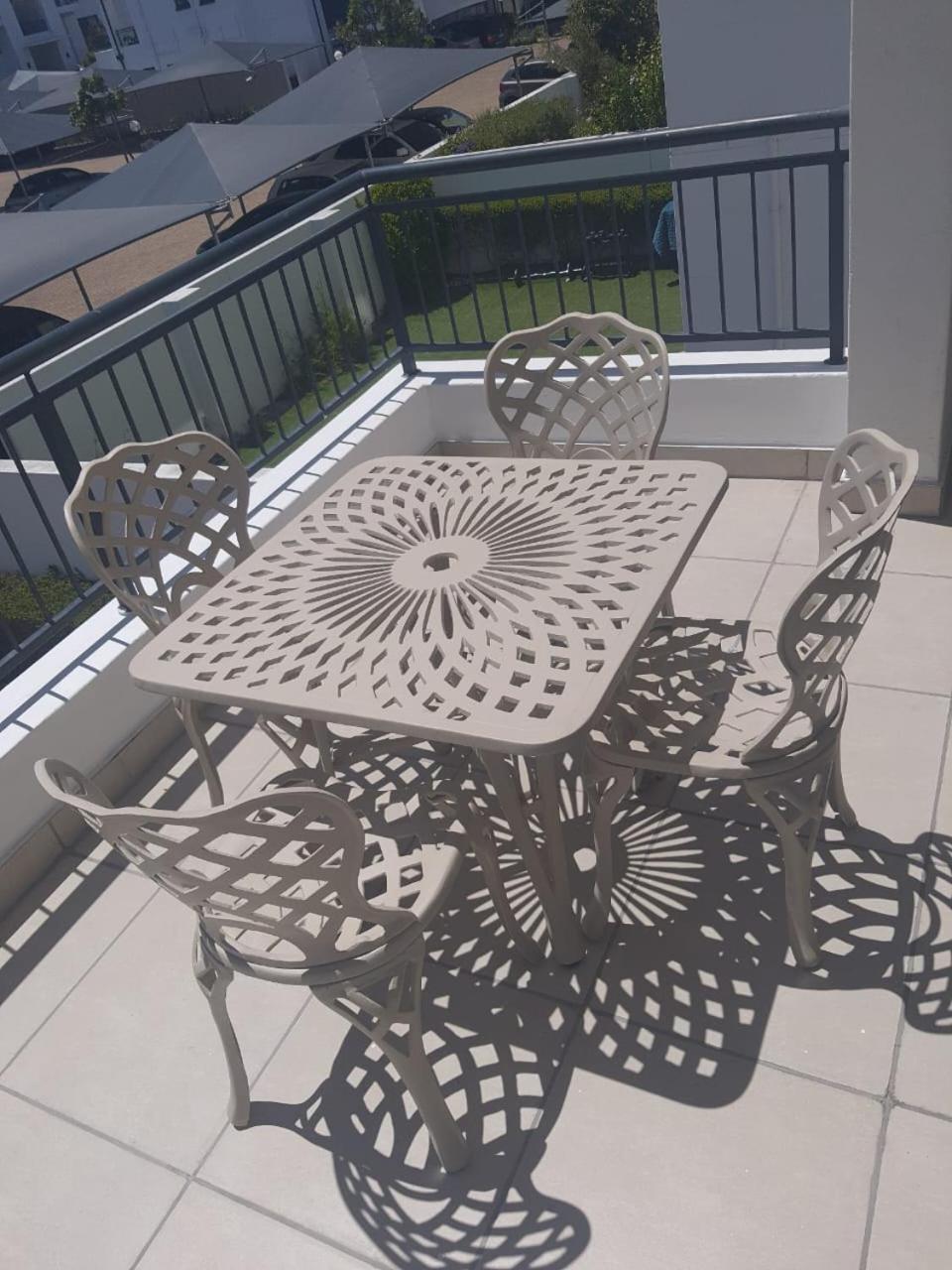 Apartment 1e - Radiant Horizon Of Parklands Cape Town